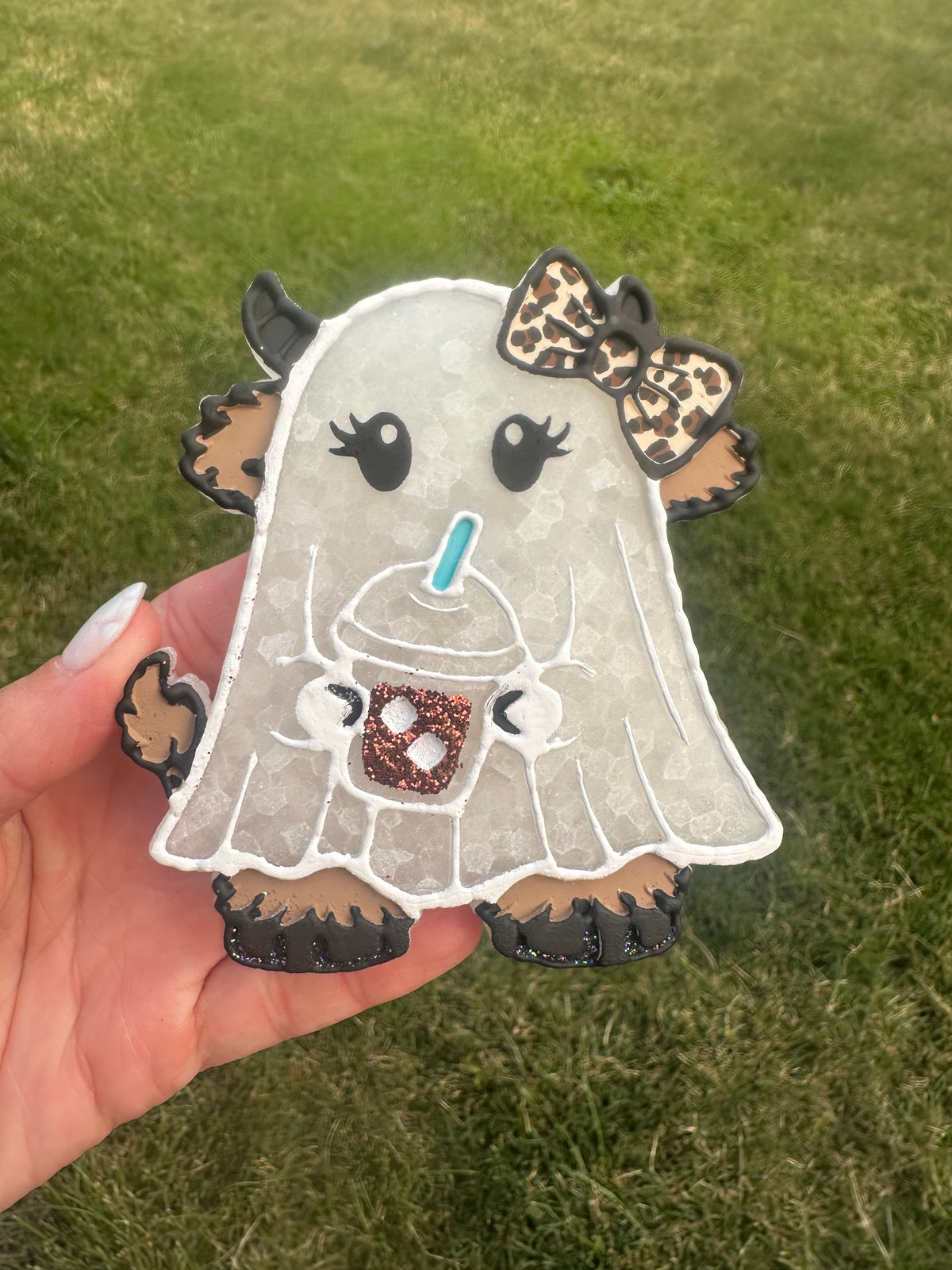 Cow Ghost with Drink Freshie