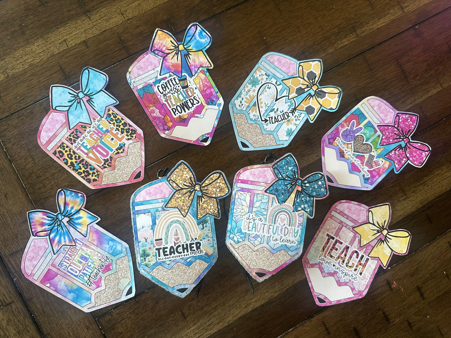 Pencil With Bow Freshie