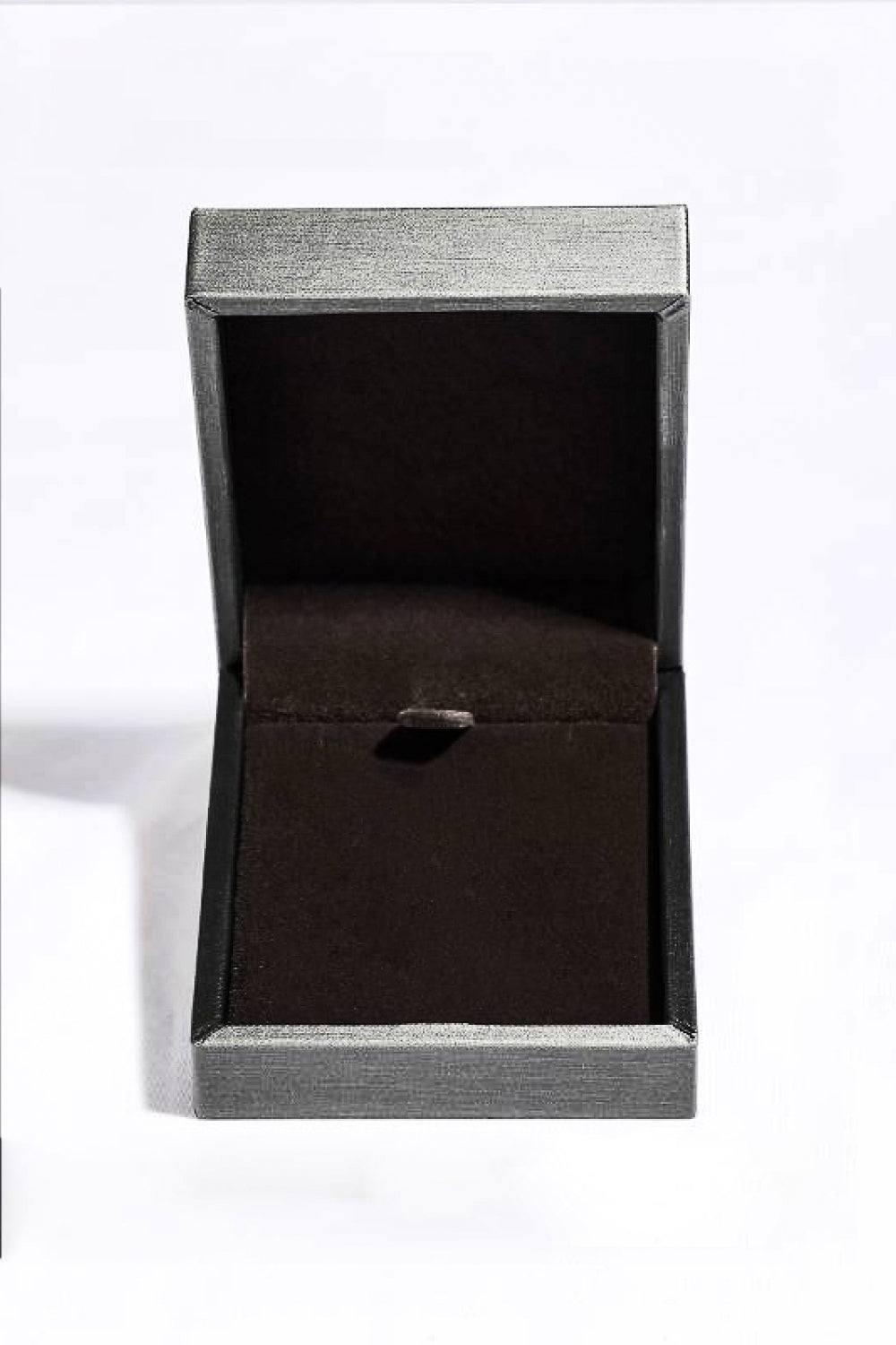 2 Carat Moissanite 4-Prong 925 Sterling Silver Necklace The Stout Steer