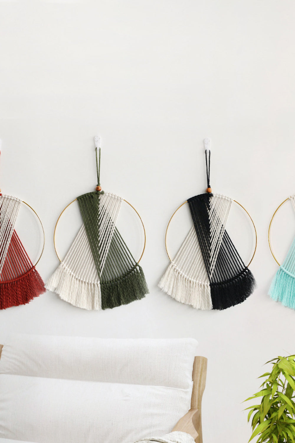 Contrast Fringe Round Macrame Wall Hanging The Stout Steer