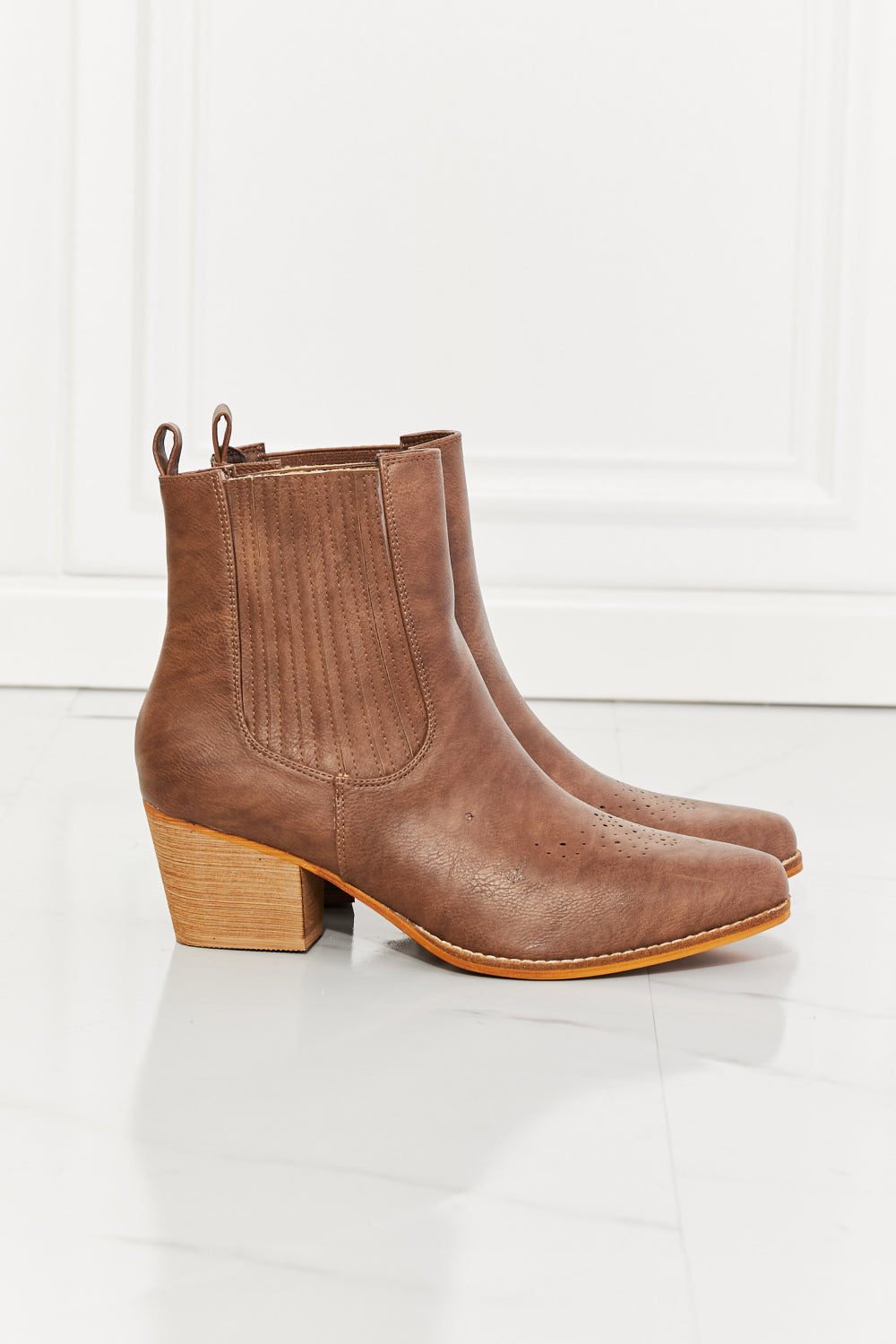 MMShoes Love the Journey Stacked Heel Chelsea Boot in Chestnut The Stout Steer