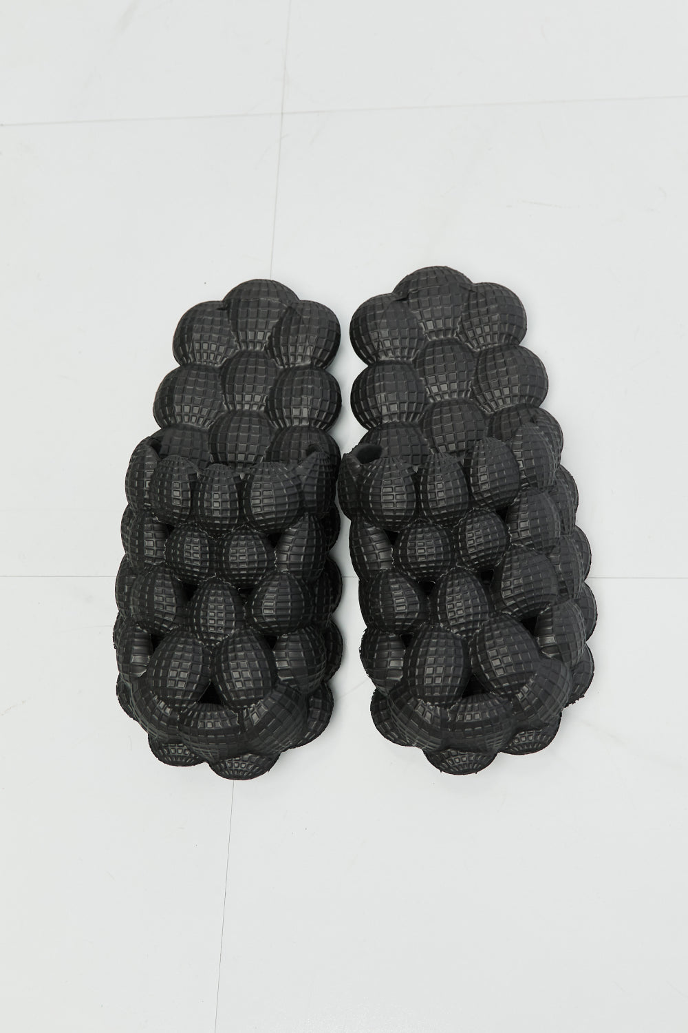 NOOK JOI Laid Back Bubble Slides in Black The Stout Steer