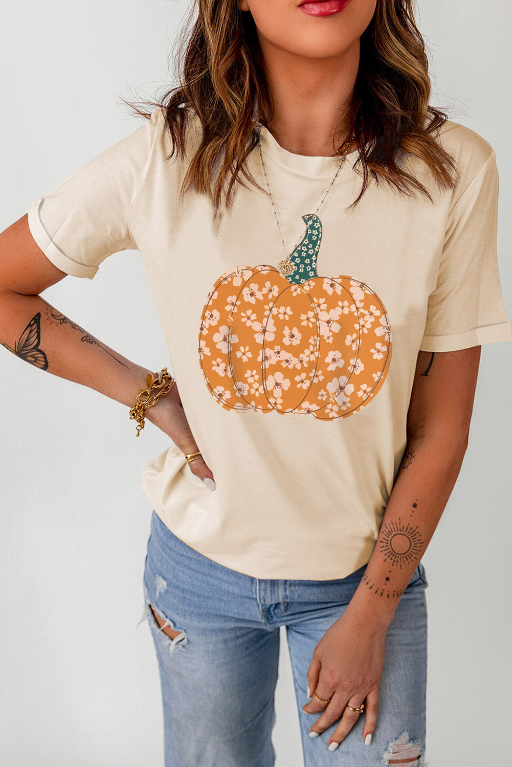 Pumpkin Graphic Round Neck Cuffed T-Shirt The Stout Steer