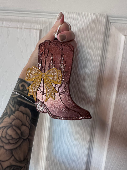 Boots With Bow Freshie