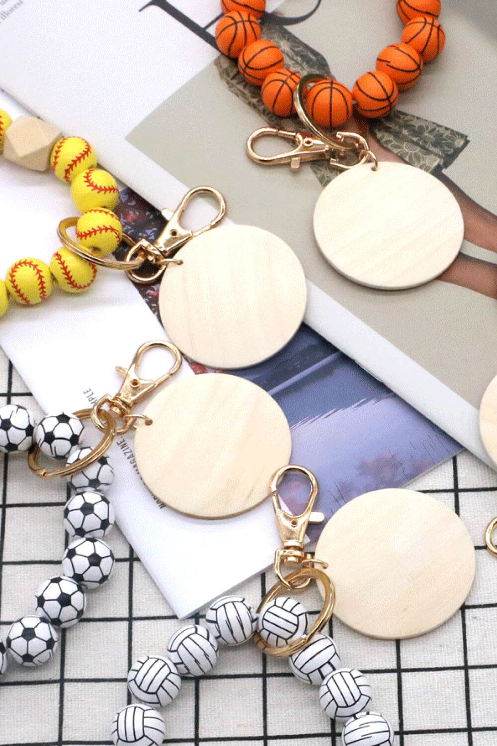 Assorted 4-Pack Wristlet Bead Key Chain The Stout Steer
