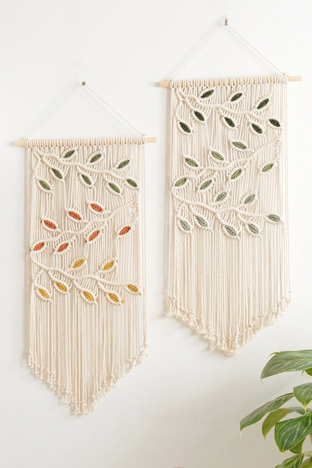 Contrast Leaf Fringe Macrame Wall Hanging The Stout Steer