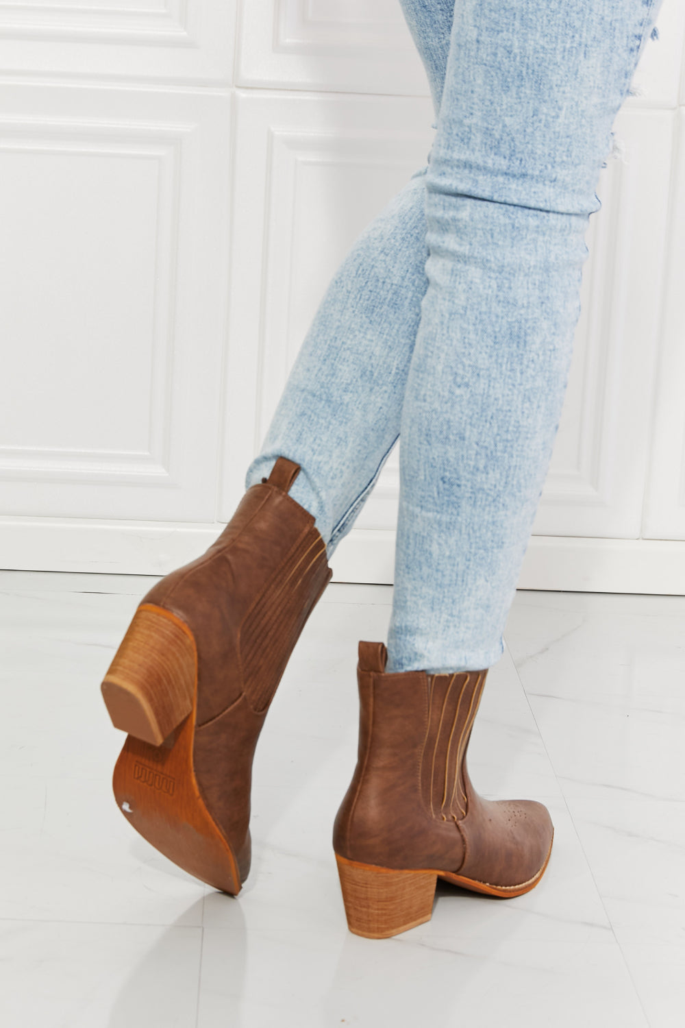 MMShoes Love the Journey Stacked Heel Chelsea Boot in Chestnut The Stout Steer