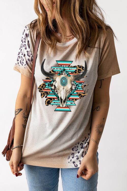 Round Neck Short Sleeve Graphic T-Shirt